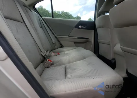 2017 Honda Accord Lx z USA, uszkodzony, nr VIN 1HGCR2F35HA058838